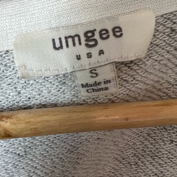 Cozy Fuzzy Sherpa Hoodie - Picture 4 of 5